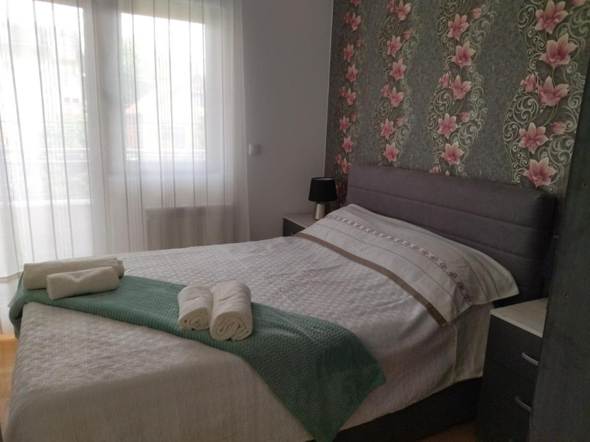 Apartman Gana Altina Lux Belgrad Exteriör bild