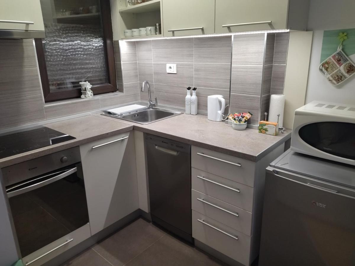 Apartman Gana Altina Lux Belgrad Exteriör bild
