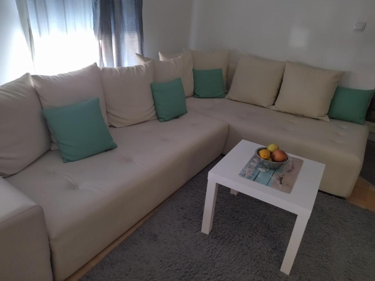 Apartman Gana Altina Lux Belgrad Exteriör bild