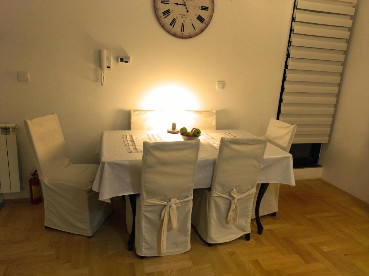 Apartman Gana Altina Lux Belgrad Exteriör bild