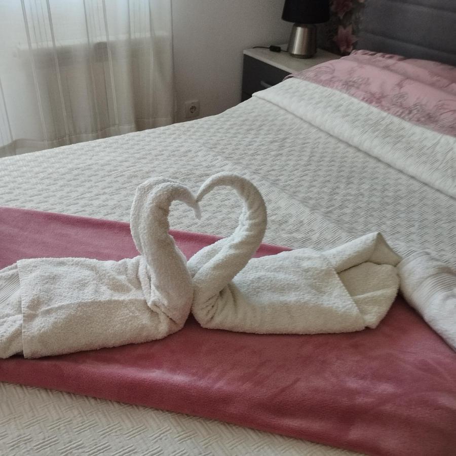 Apartman Gana Altina Lux Belgrad Exteriör bild