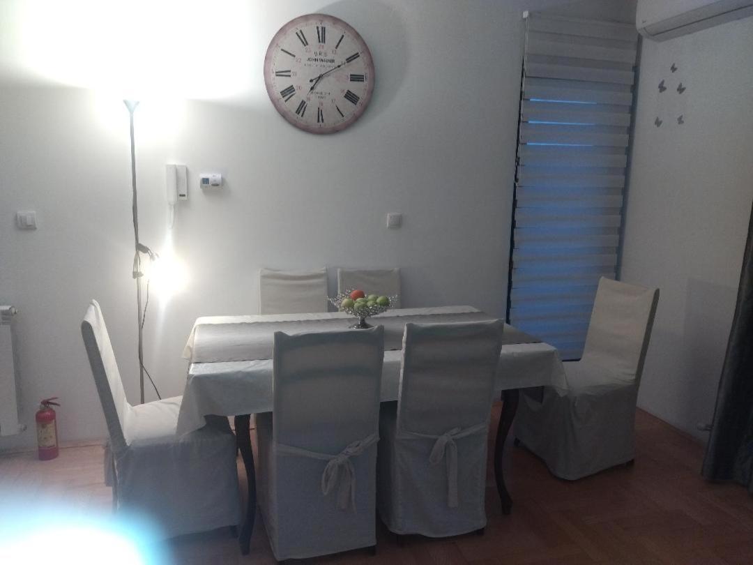 Apartman Gana Altina Lux Belgrad Exteriör bild